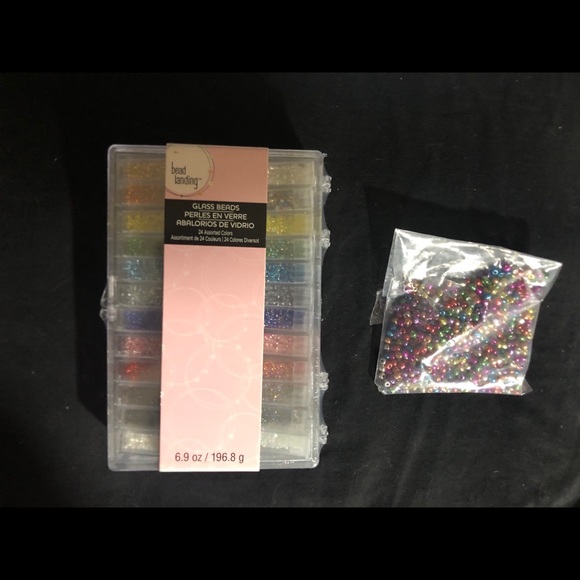 Huge lot of jewelry making accessories - Picture 8 of 10